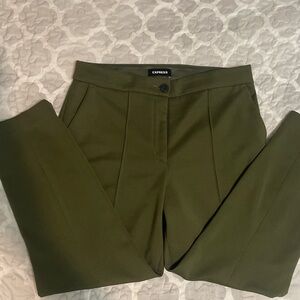 Express Green Tailored Trousers Sleek Design